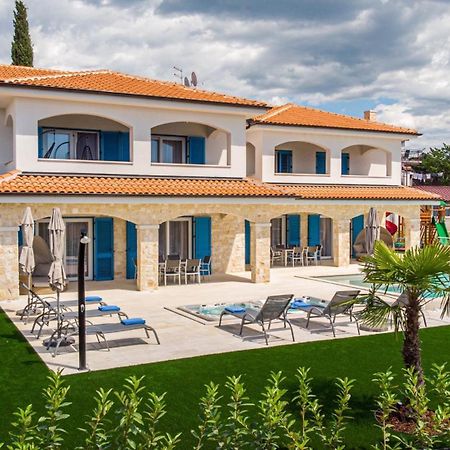 Luxury Apartments Loma Sveti Vid-Miholjice Zewnętrze zdjęcie