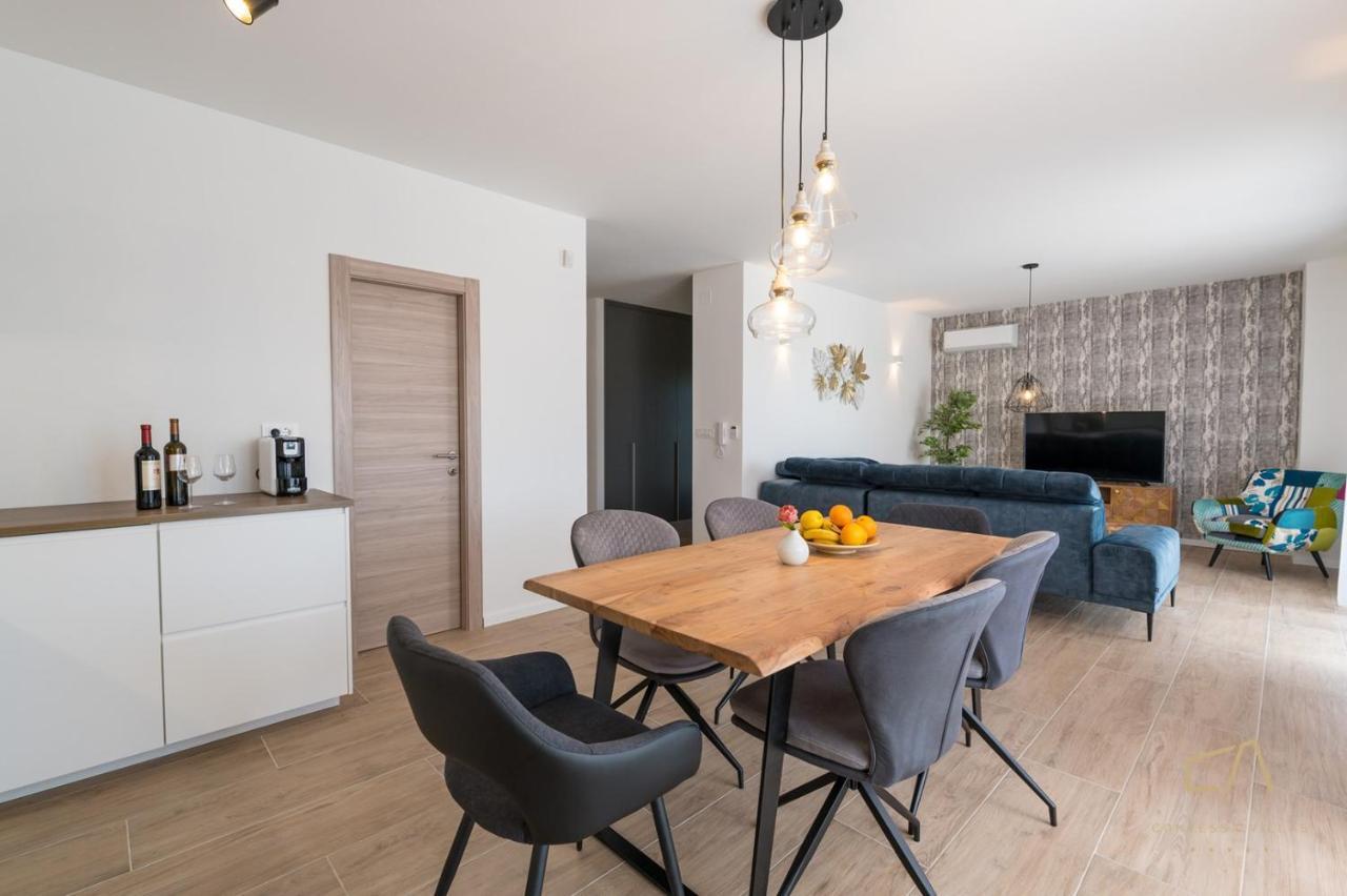 Luxury Apartments Loma Sveti Vid-Miholjice Zewnętrze zdjęcie